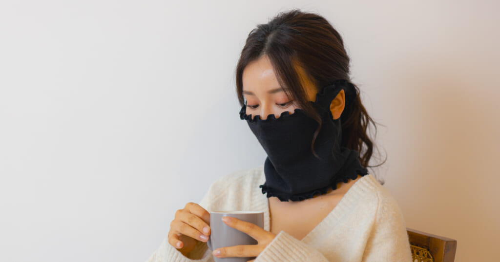 シルク保湿マスク ミッシーリスト MISHIILIST